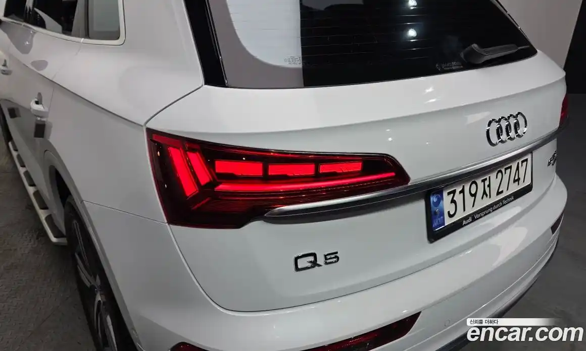 Audi Q5 2023 2.0 автомат (гидро), фото 9
