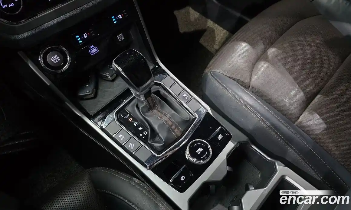 SsangYong Korando 2019 1.6 автомат (гидро), фото 12