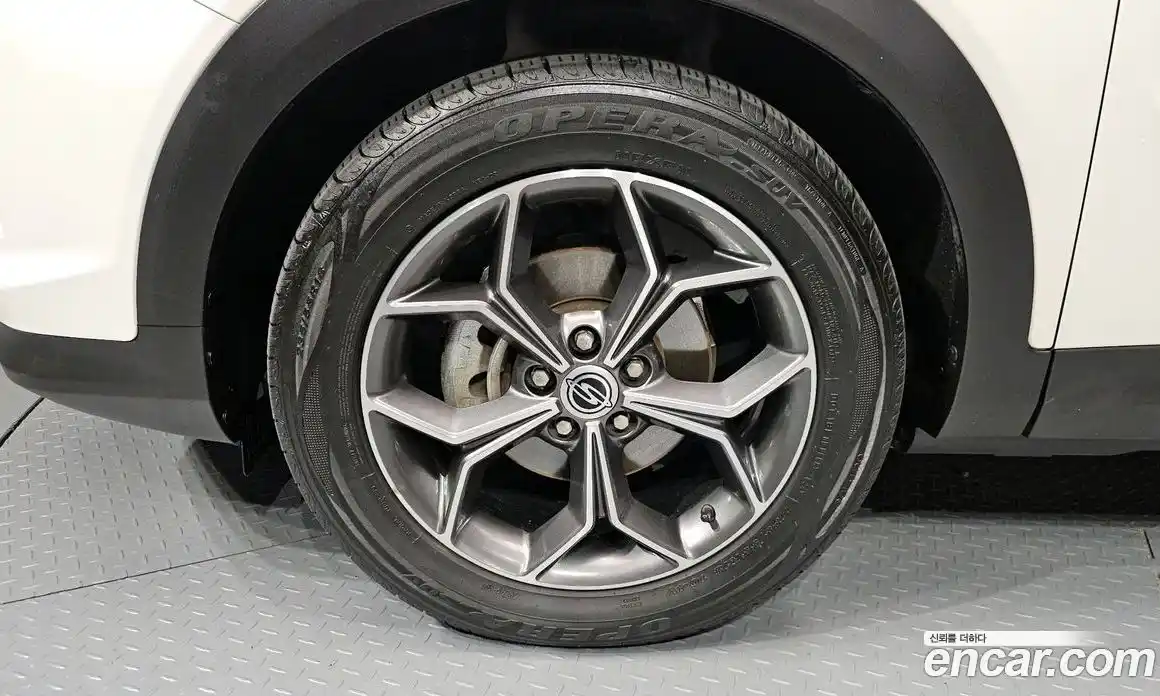 SsangYong Korando 2019 1.6 автомат (гидро), фото 5
