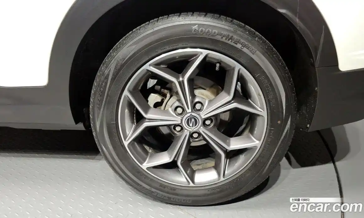 SsangYong Korando 2019 1.6 автомат (гидро), фото 7