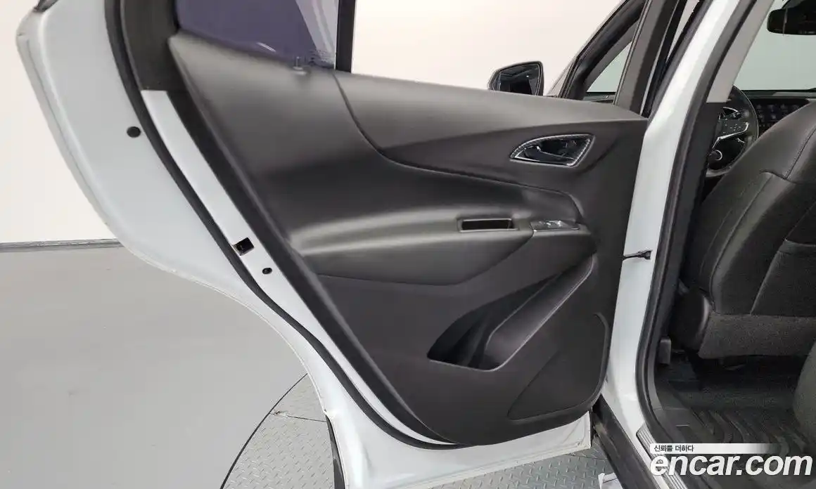 Chevrolet Equinox 2019 1.6 гидро, фото 15