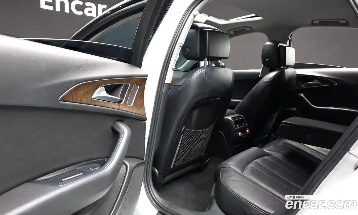 Audi A6 2015 2.0 автомат (гидро), фото 11