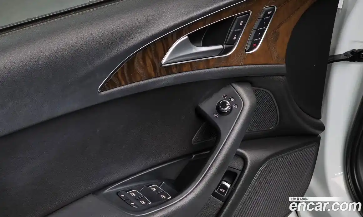 Audi A6 2015 2.0 автомат (гидро), фото 16