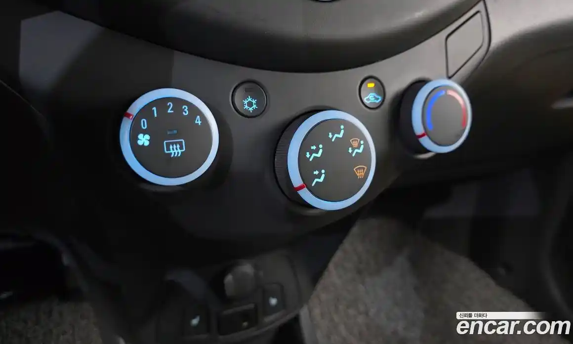 Chevrolet Spark 2013 1.0 автомат (гидро), фото 11