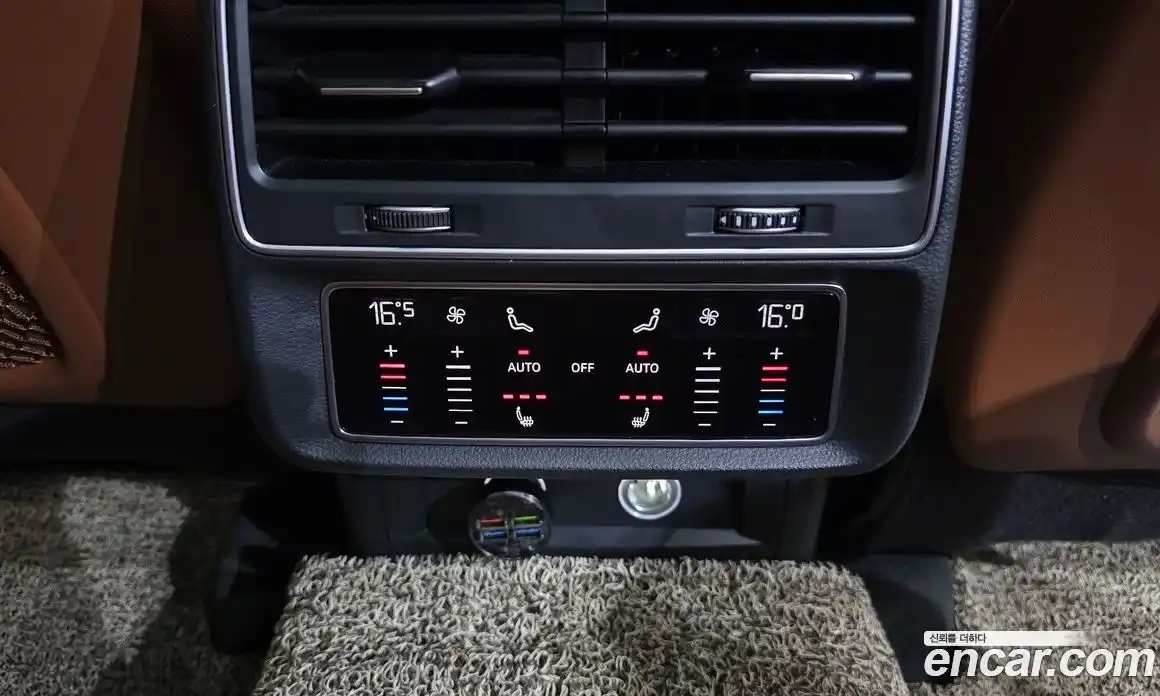 Audi Q7 2020 3.0 автомат (гидро), фото 16