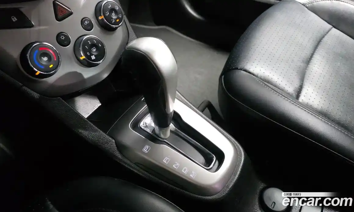 Chevrolet Aveo 2017 1.4 гидро, фото 12