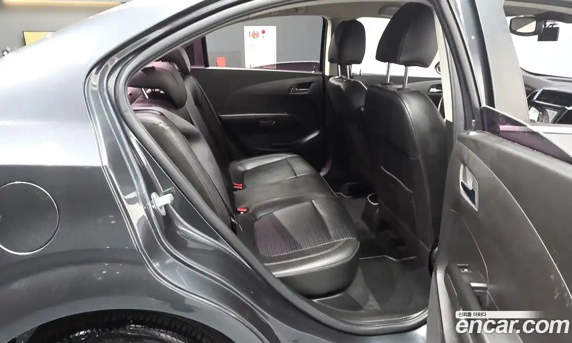 Chevrolet Aveo 2017 1.4 гидро, фото 16