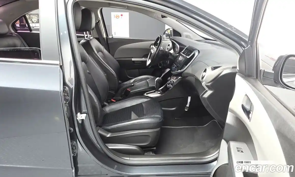 Chevrolet Aveo 2017 1.4 гидро, фото 17