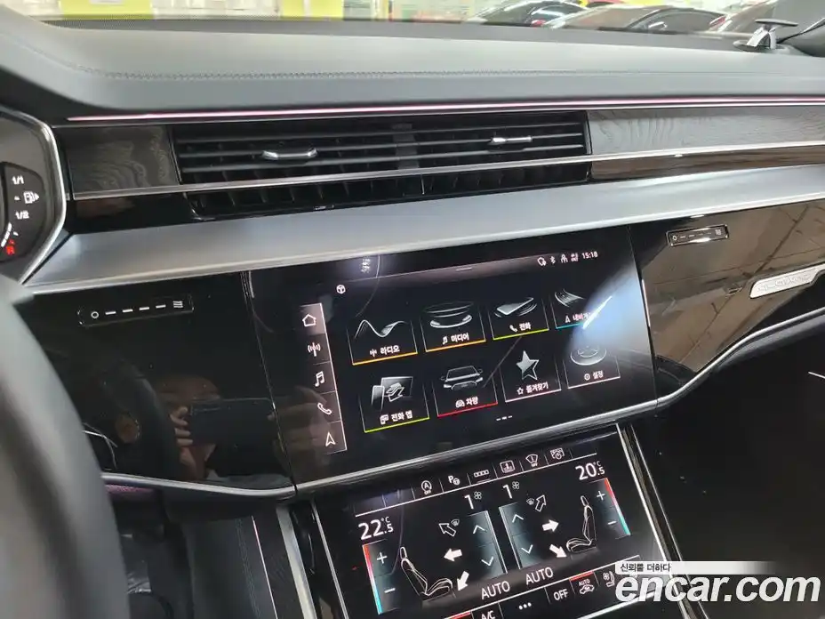 Audi A8 2023 3.0 автомат (гидро), фото 13