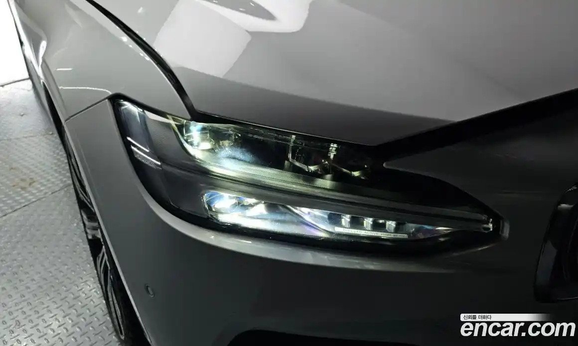 Volvo S90 2021 2.0 автомат (гидро), фото 8