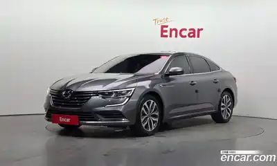 Renault SM6