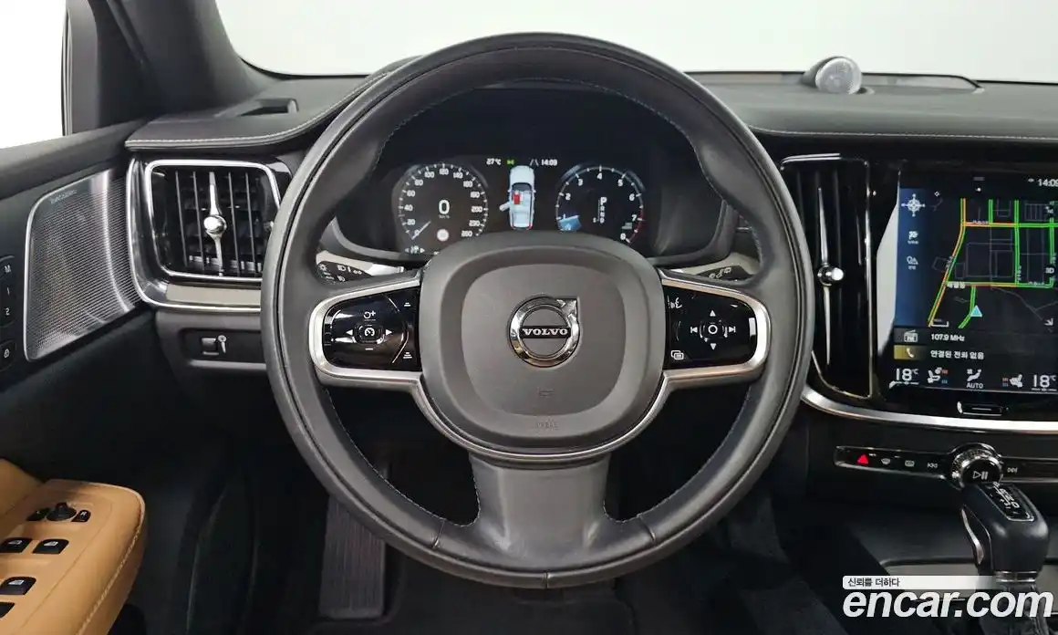 Volvo V60 2019 2.0 автомат (гидро), фото 18