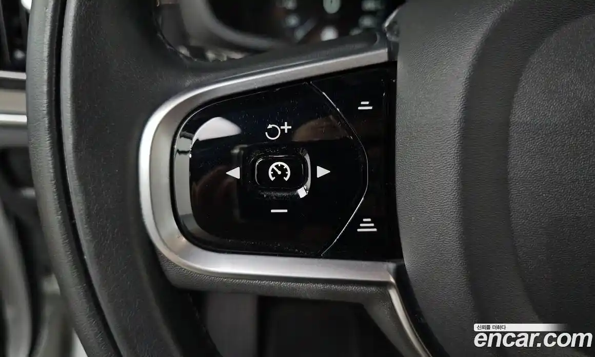 Volvo V60 2019 2.0 автомат (гидро), фото 30