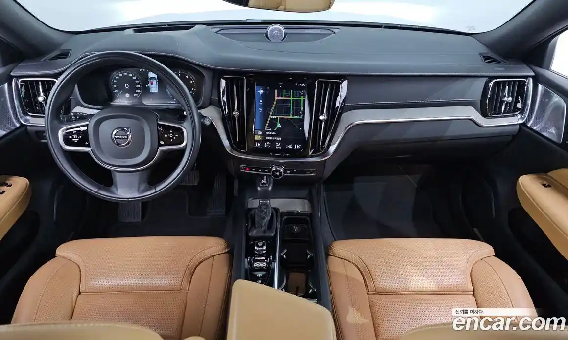 Volvo V60 2019 2.0 автомат (гидро), фото 10