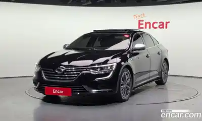 Renault SM6