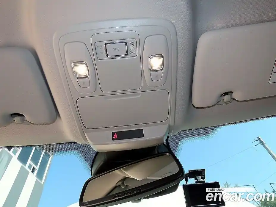 Renault SM6 2023 1.3 гидро, фото 16