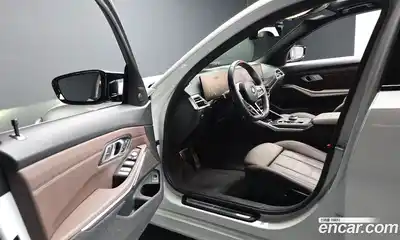 BMW 3 серия 2025 3.0 автомат (гидро), миниатюра 10