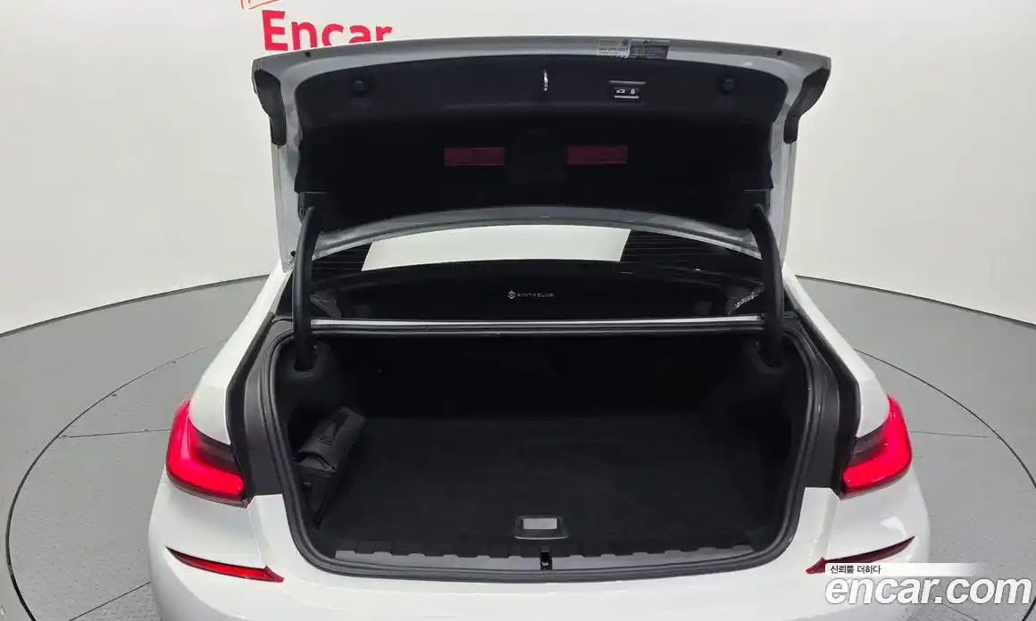 BMW 3-Series 2021 2.0 гидро, фото 20