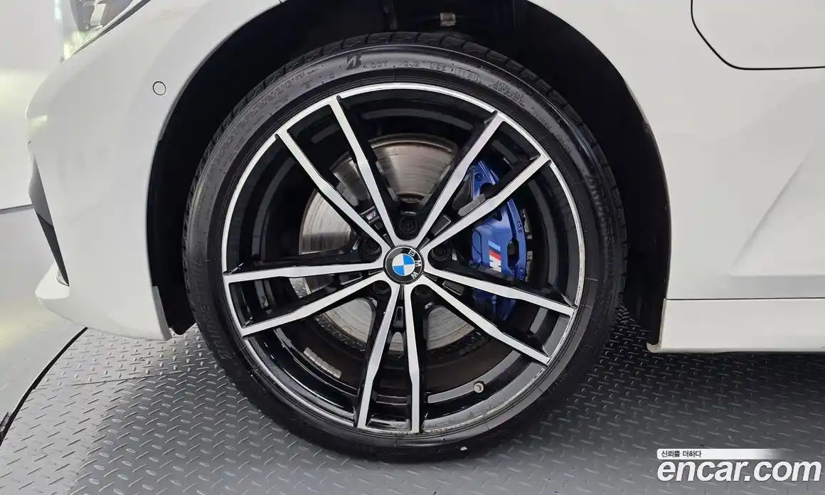 BMW 3-Series 2021 2.0 гидро, фото 5