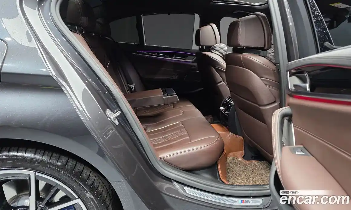 BMW 5-Series 2022 2.0 гидро, фото 17