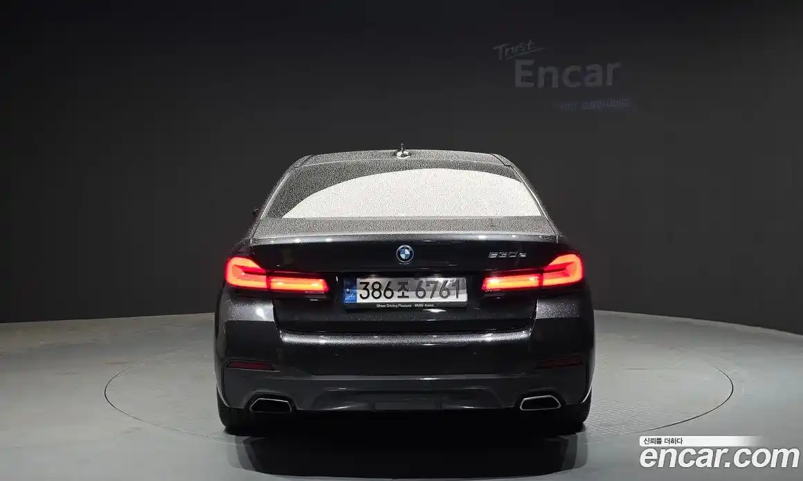 BMW 5-Series 2022 2.0 гидро, фото 4