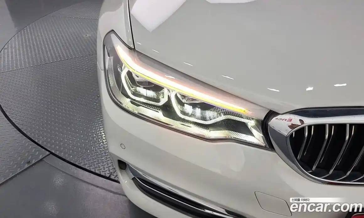 BMW 5 серия 2018 3.0 автомат (гидро), фото 8