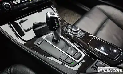 BMW 5-Series 2011 3.0 гидро, миниатюра 9