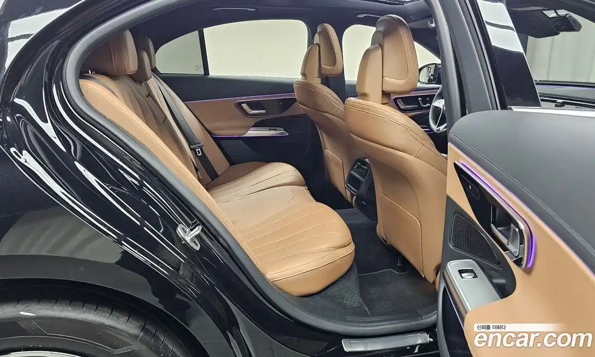 Mercedes-Benz E-Class 2025 2.0 гидро, фото 17