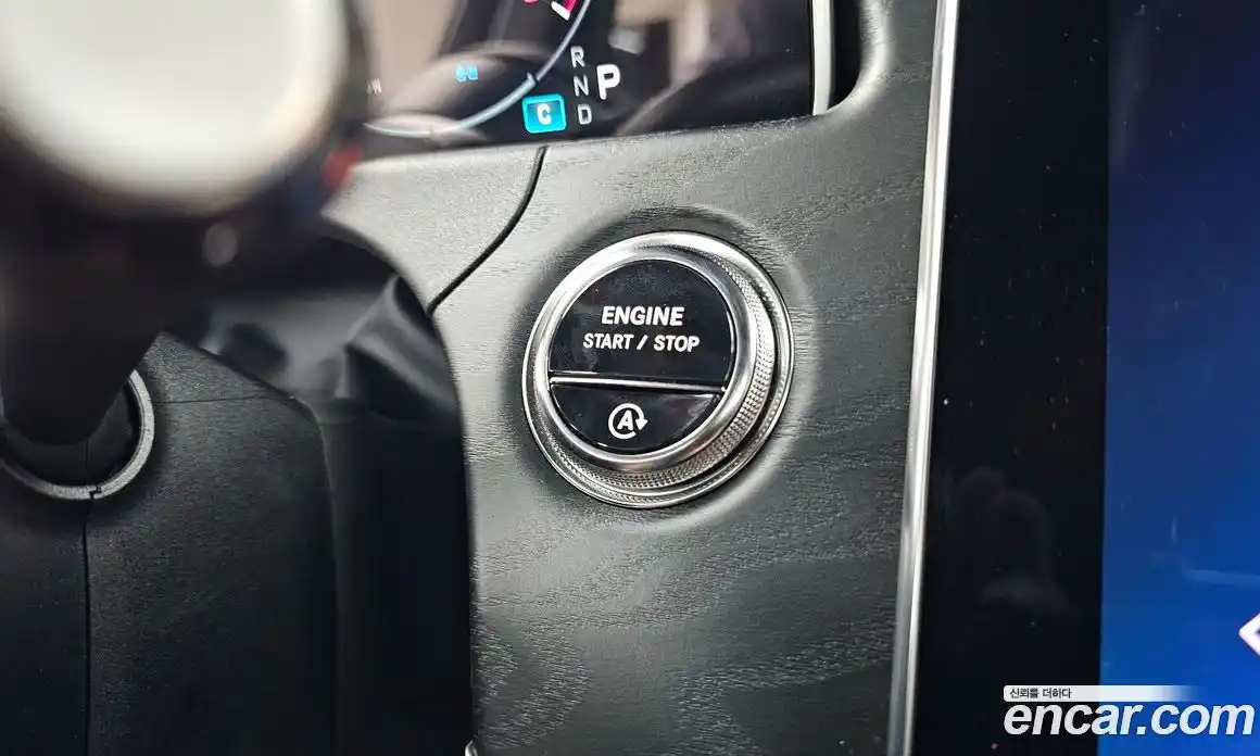 Mercedes-Benz E-Class 2025 2.0 гидро, фото 28