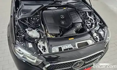 Mercedes-Benz E-Class 2025 2.0 гидро, миниатюра 6
