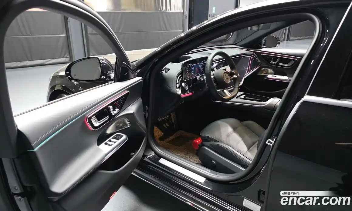 Mercedes-Benz E-Class 2025 2.0 гидро, фото 13