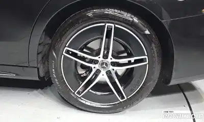 Mercedes-Benz E-Class 2025 2.0 гидро, миниатюра 7