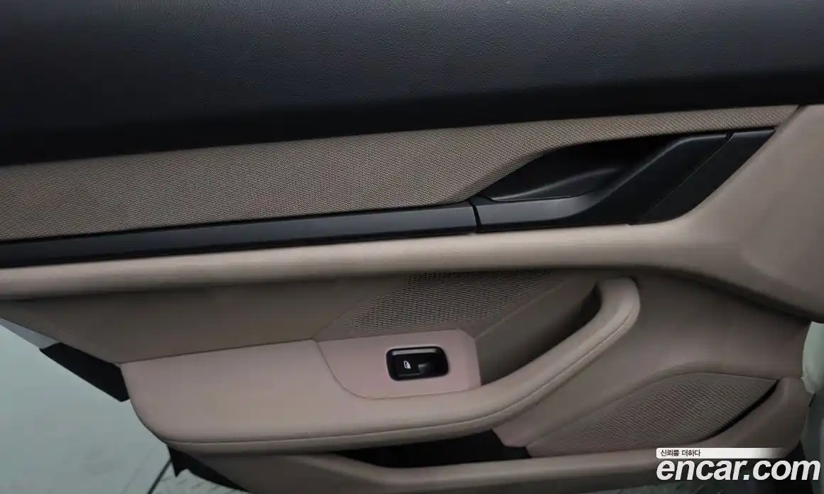 Porsche Taycan 2022 0.1 автомат (гидро), фото 15