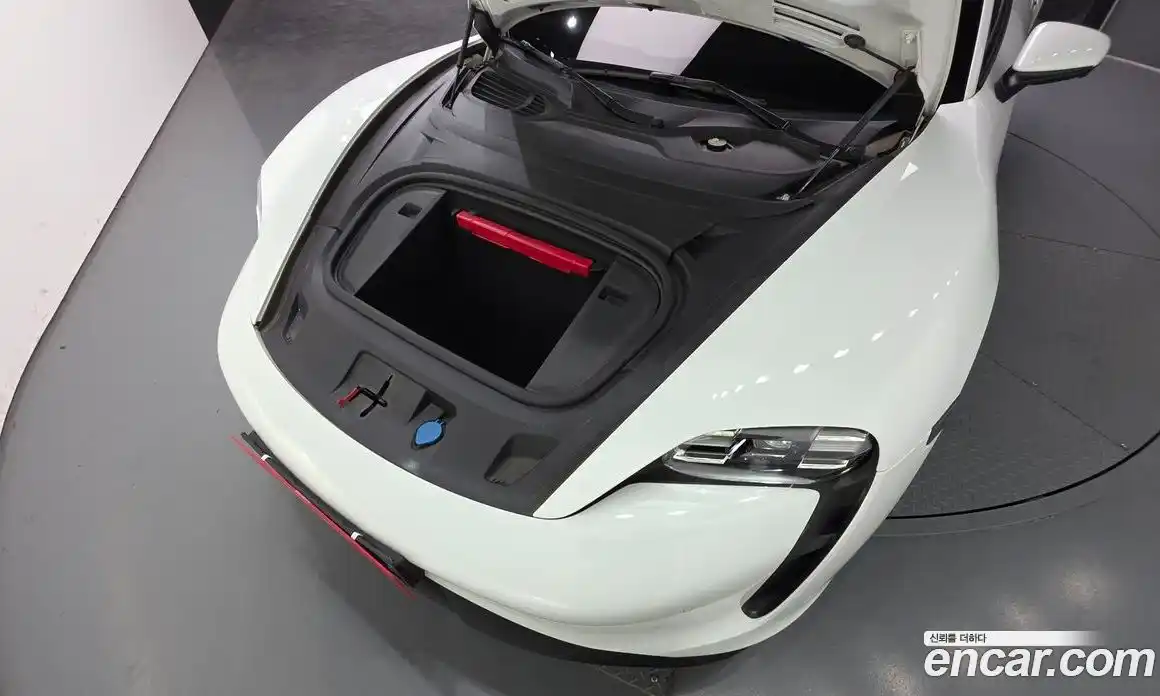 Porsche Taycan 2022 0.1 автомат (гидро), фото 6