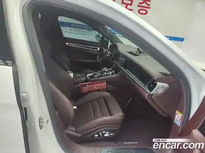 Porsche Panamera 2019 4.0 автомат (гидро), миниатюра 10