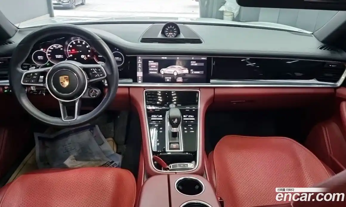 Porsche Panamera 2018 3.0 автомат (гидро), фото 5