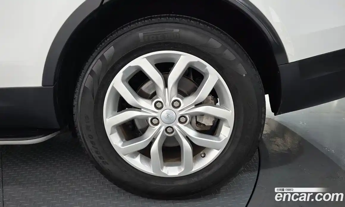 Land Rover Discovery 2020 2.0 автомат (гидро), фото 7