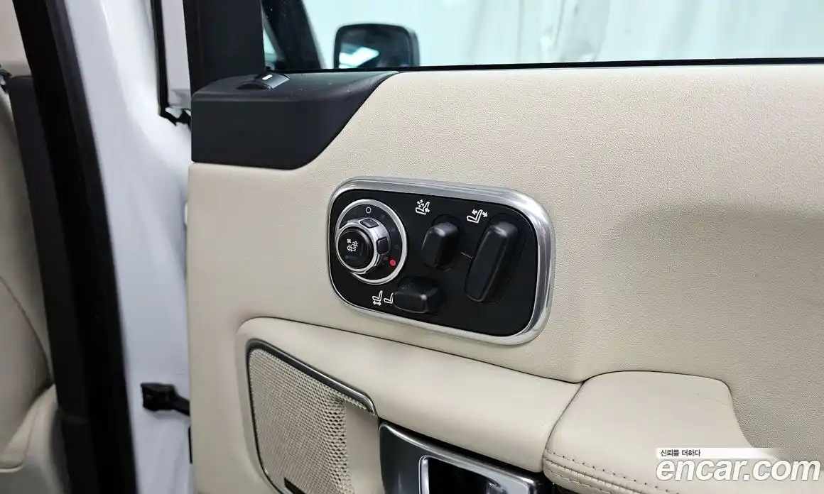 Land Rover Range Rover 2010 5.0 автомат (гидро), фото 18