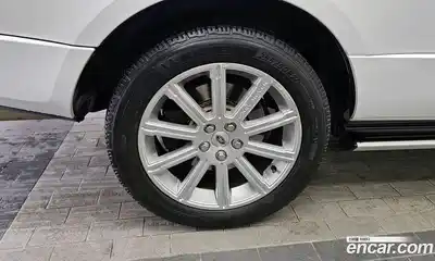 Land Rover Range Rover 2010 5.0 автомат (гидро), миниатюра 5