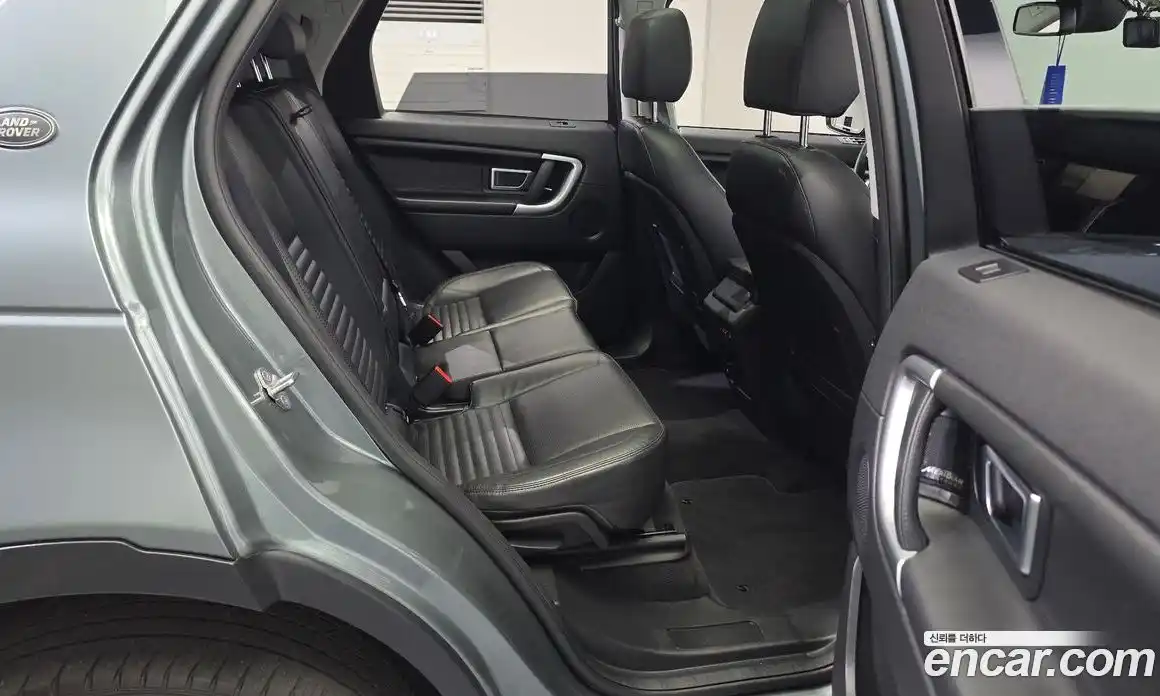 Land Rover Discovery Sport 2018 2.0 автомат (гидро), фото 17