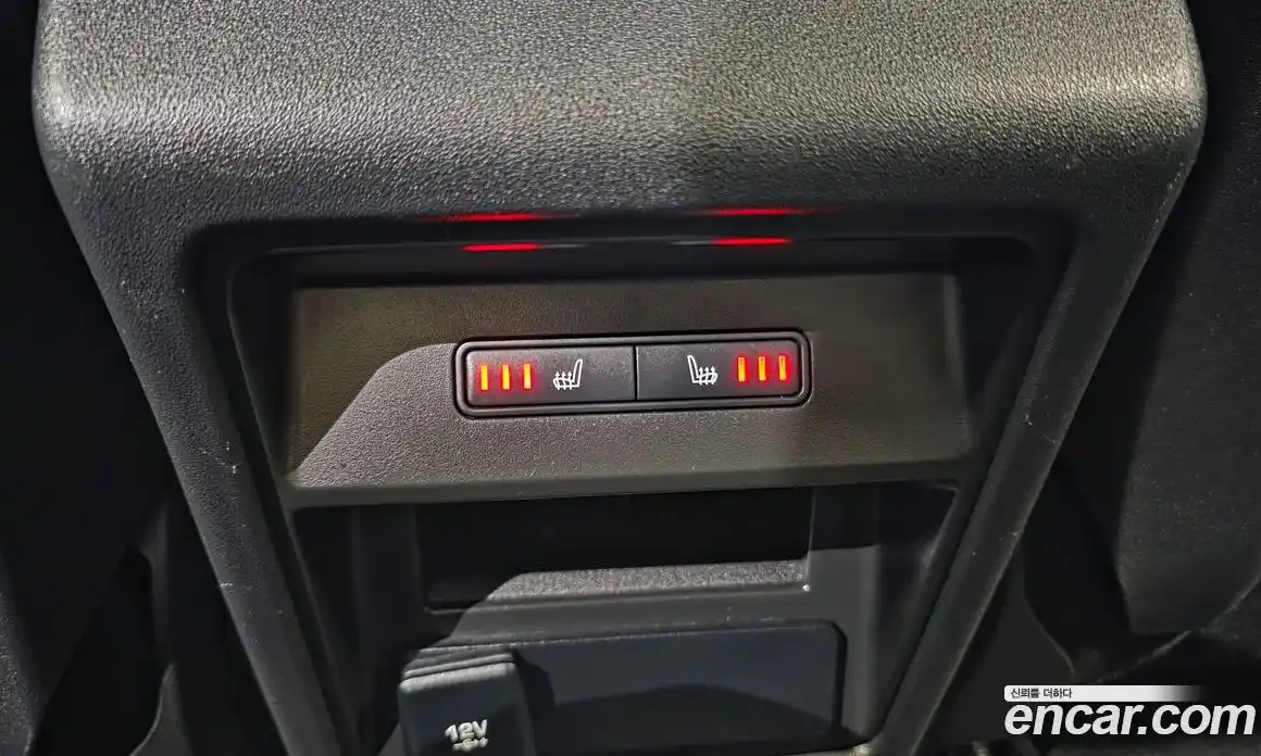 Land Rover Discovery Sport 2018 2.0 автомат (гидро), фото 24