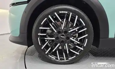 Mini Cooper 2024 2.0 автомат (гидро), миниатюра 5