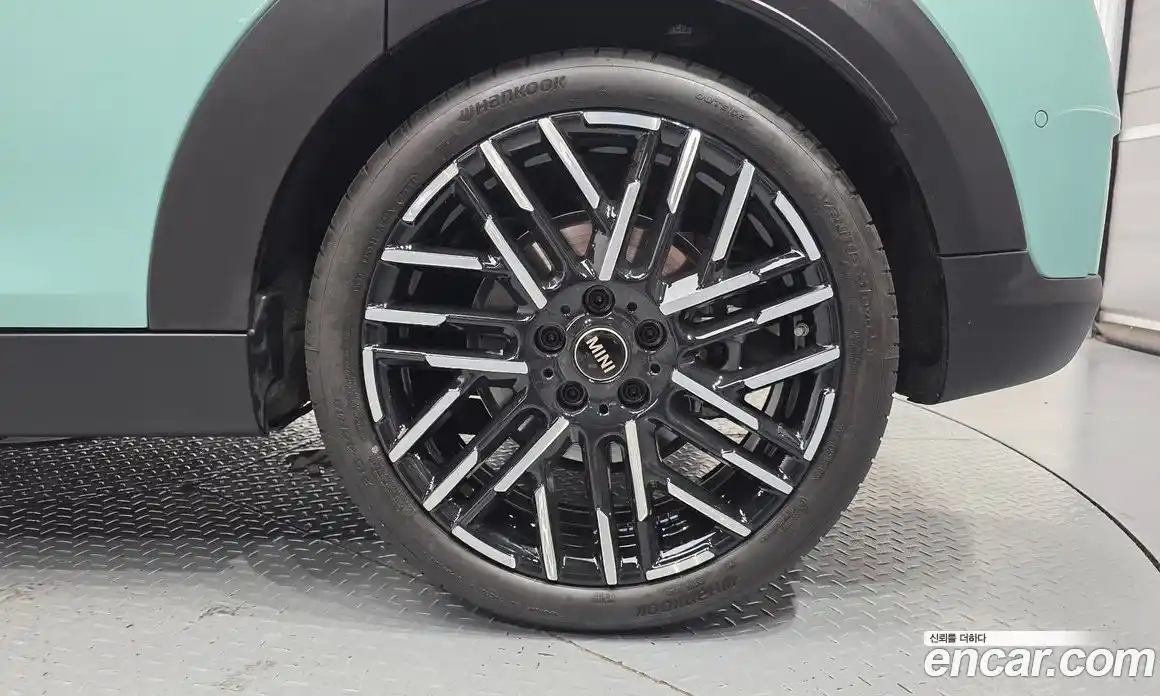 Mini Cooper 2024 2.0 автомат (гидро), фото 7