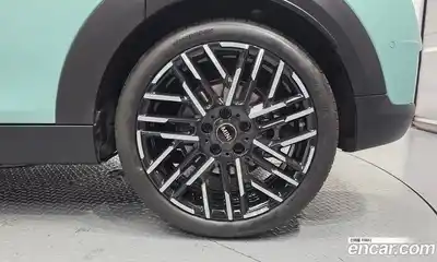 Mini Cooper 2024 2.0 автомат (гидро), миниатюра 7