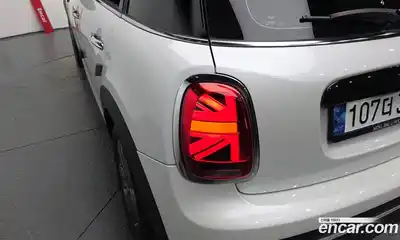 Mini Cooper 2023 1.5 автомат (гидро), миниатюра 9