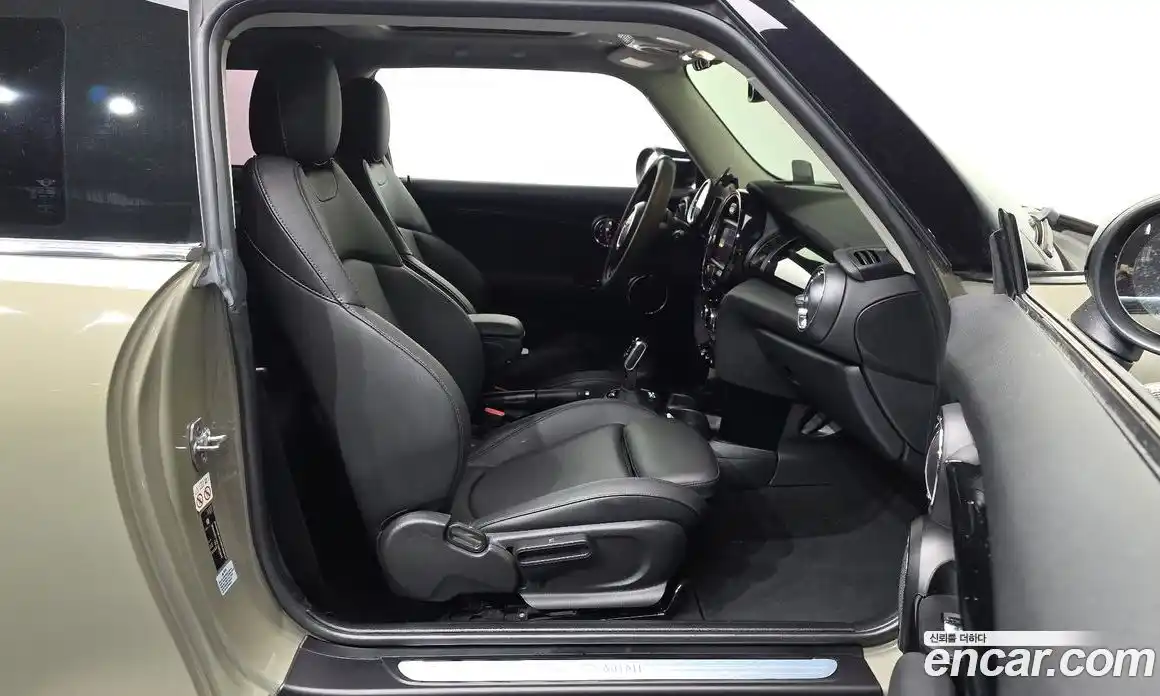 Mini Cooper 2020 1.5 автомат (гидро), фото 11