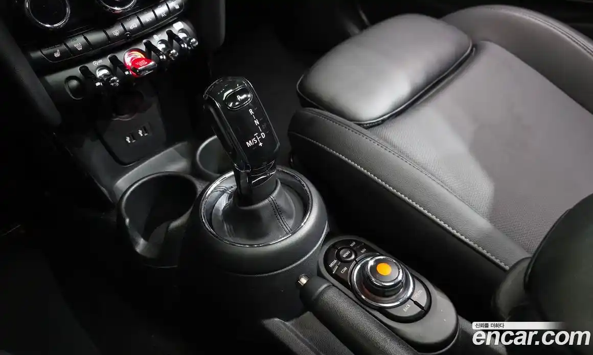Mini Cooper 2020 1.5 автомат (гидро), фото 9