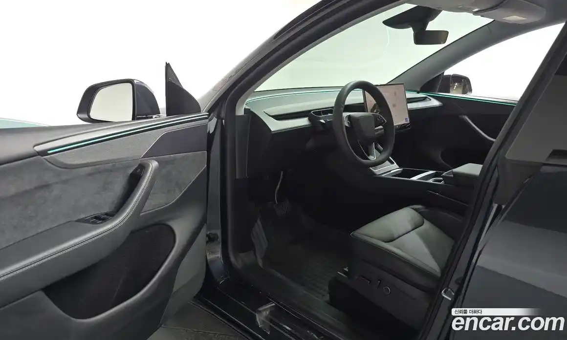 Tesla Model Y 2025 0.2 гидро, фото 12