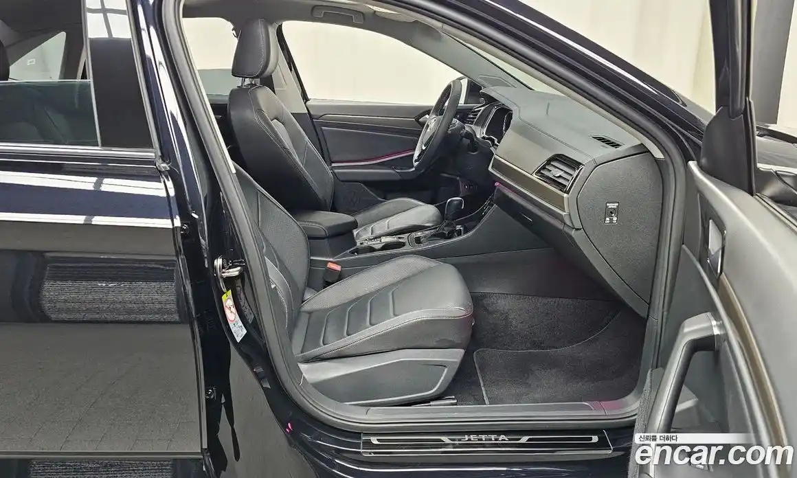 Volkswagen Jetta 2021 1.4 автомат (гидро), фото 17