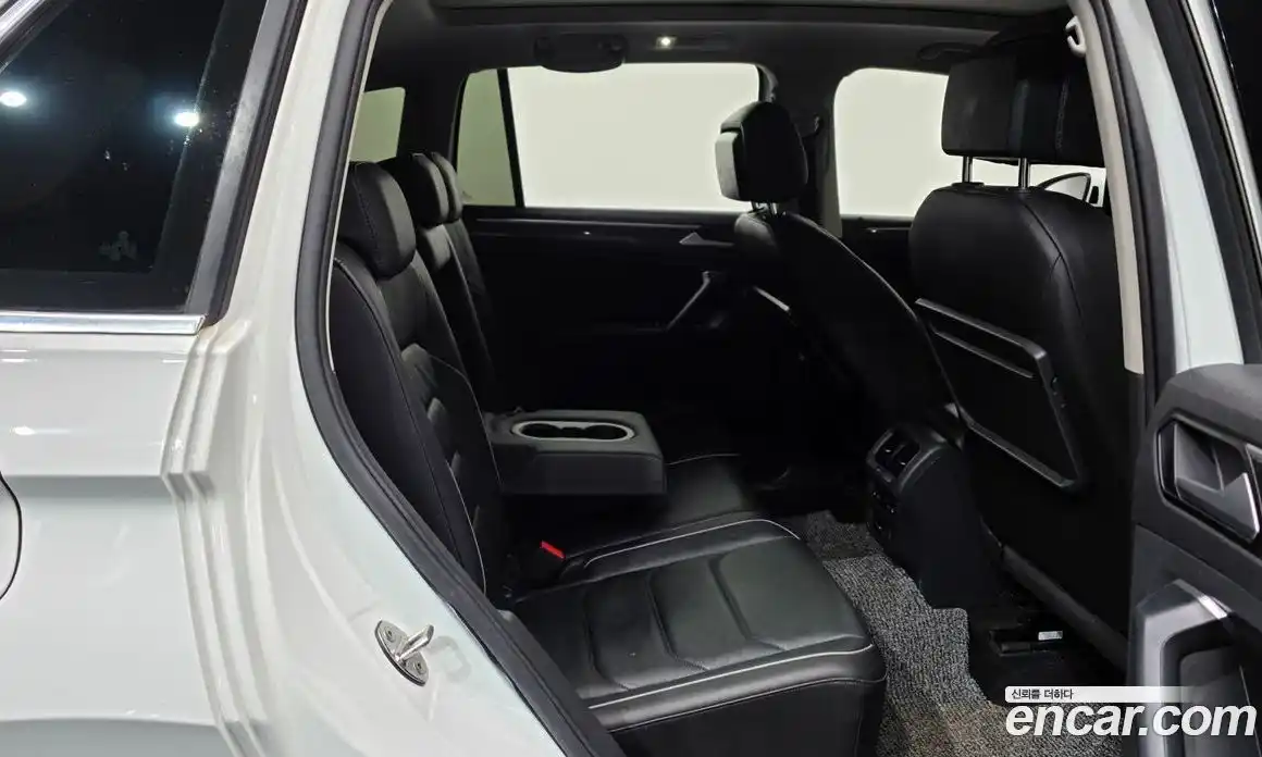 Volkswagen Tiguan 2020 2.0 автомат (гидро), фото 18
